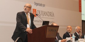 Expositor Principal: Eleodoro Mayorga/ Socio Laub & Quijandría